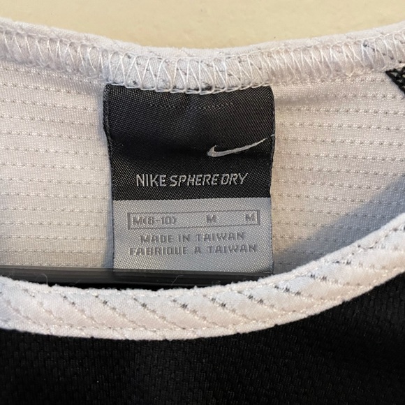 Like new - Picture 2 of 4